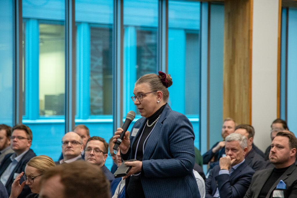 Anna-Mari Heikkilä;