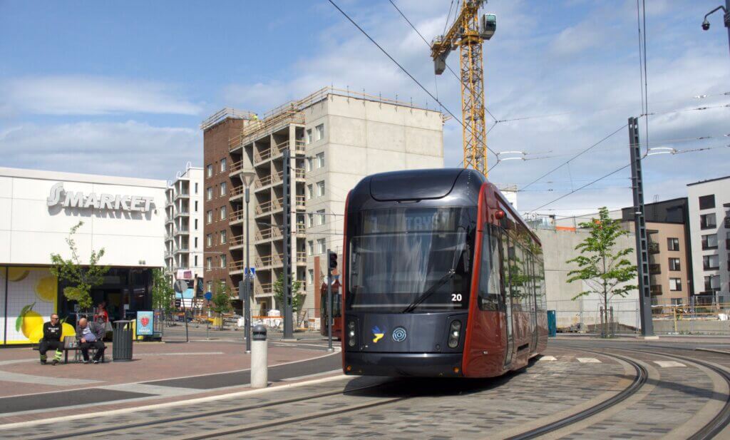 Raitiotie laajentui Lentävänniemeen vuoden 2025 alussa.